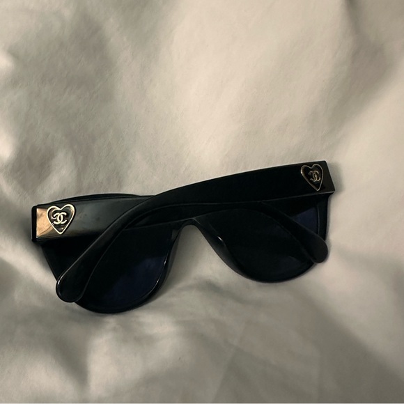 Authentic CHANEL Acetate Enamel Heart sunglasses Black Classic Cat Eye - Picture 9 of 12